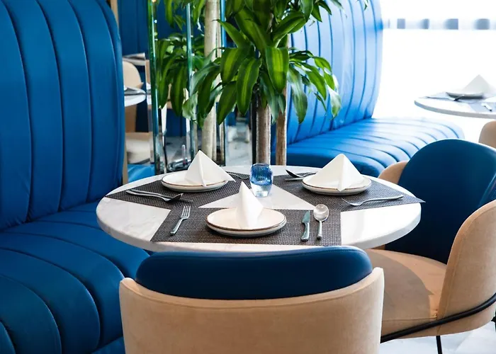 Prime Al Corniche Hotel